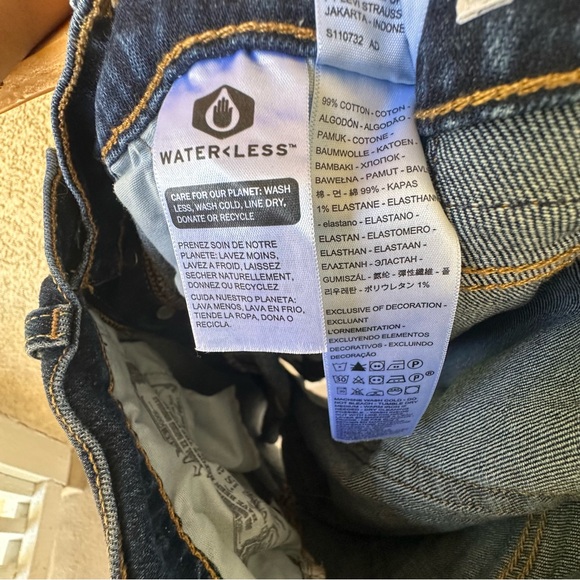 501 Levi's Dark Blue biker shorts - Picture 6 of 7